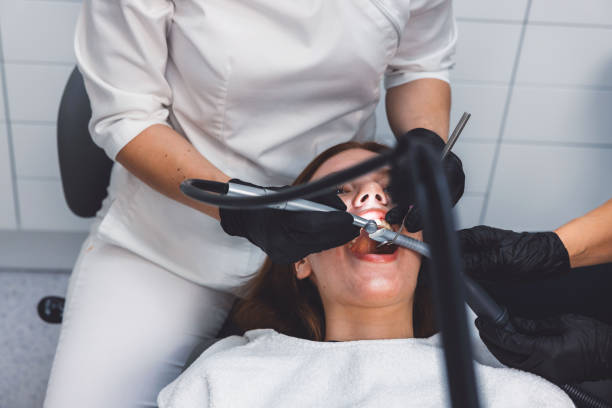 Best Emergency Tooth Extraction in Wyboo, SC